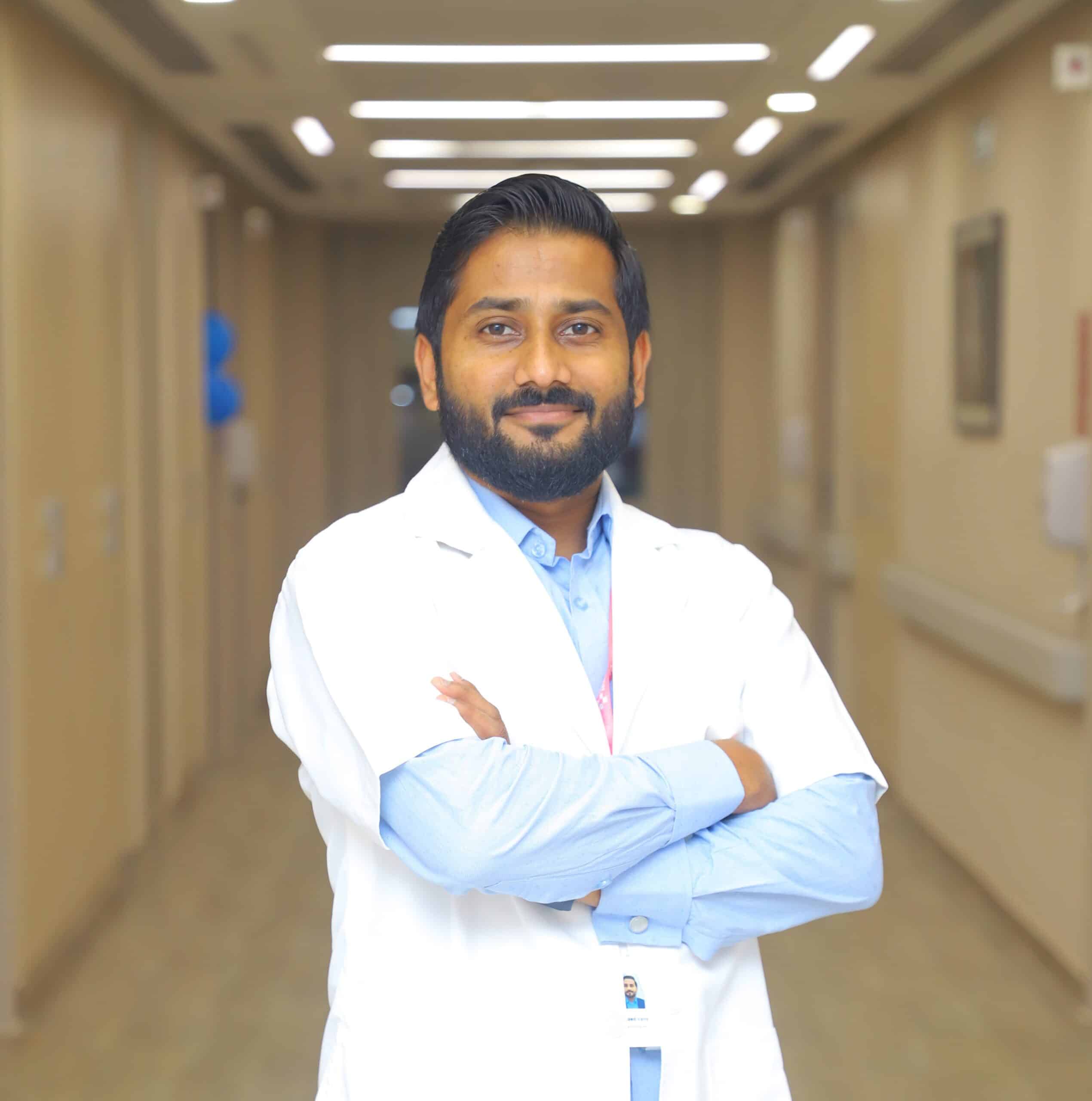 Dr. Dr Saed Varis